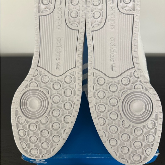 Adidas Forum Mid Triple White - Picture 6 of 6